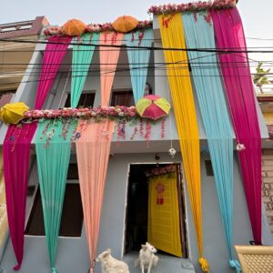 Elegant Home Entrance Wedding Decoration